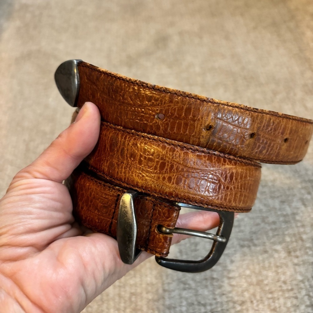 Bloomingdale’s Men’s Brown Leather Belt - size 36​​